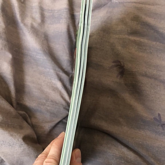 Neiman Marcus “The Book” magazine. October 1999. Good condition. coffee table. - Picture 6 of 6